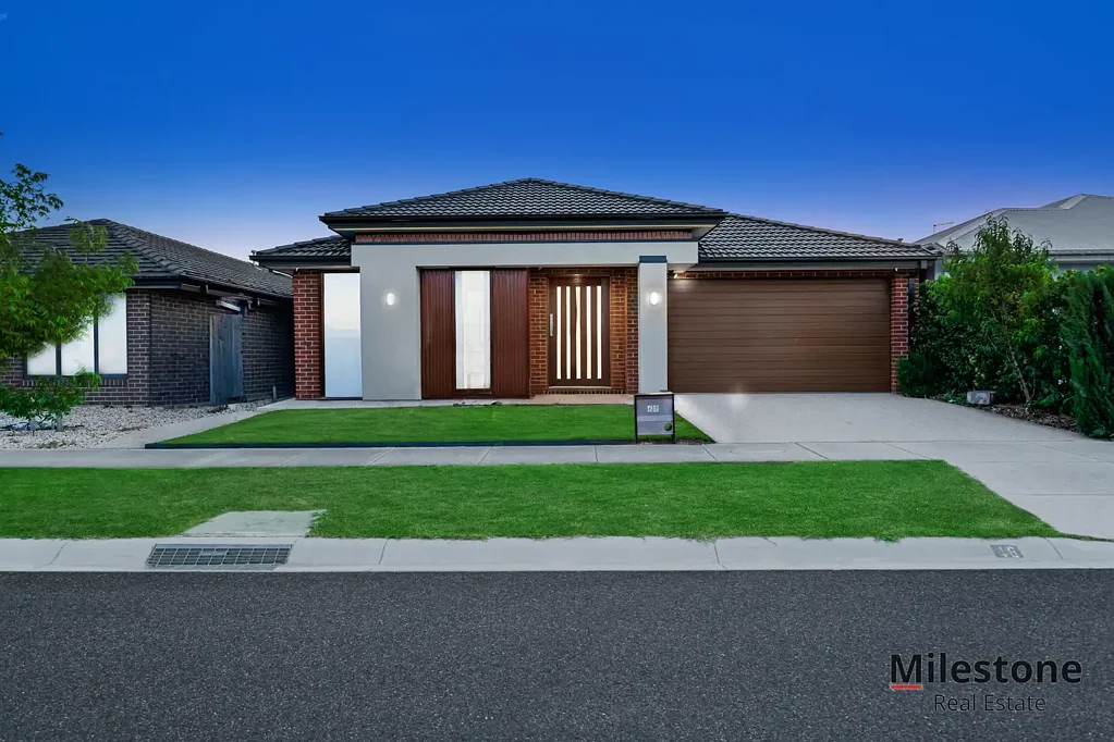 46 Australorp Drive, Clyde North, VIC 3978