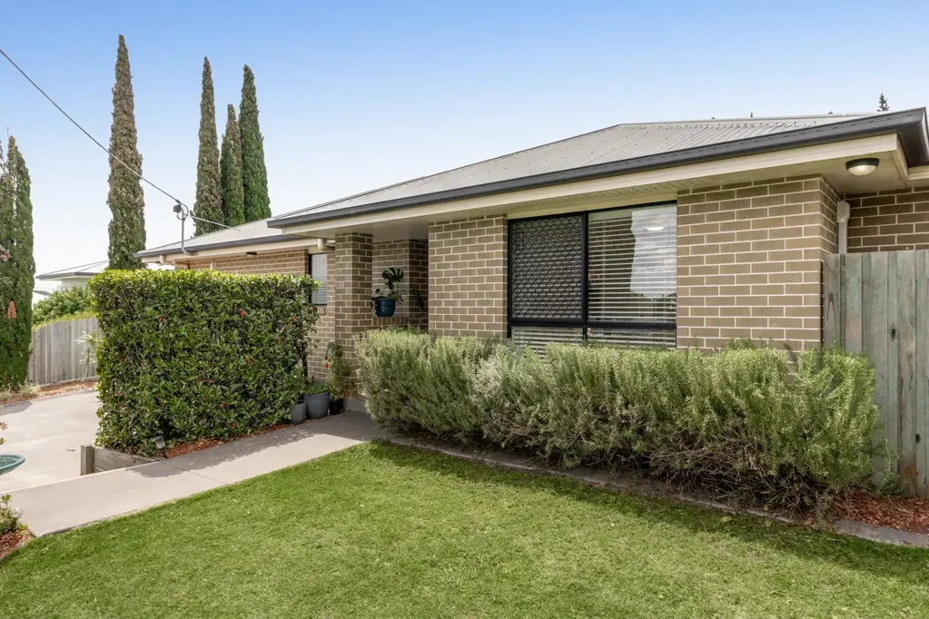 1/81C North Street, Harlaxton, QLD 4350