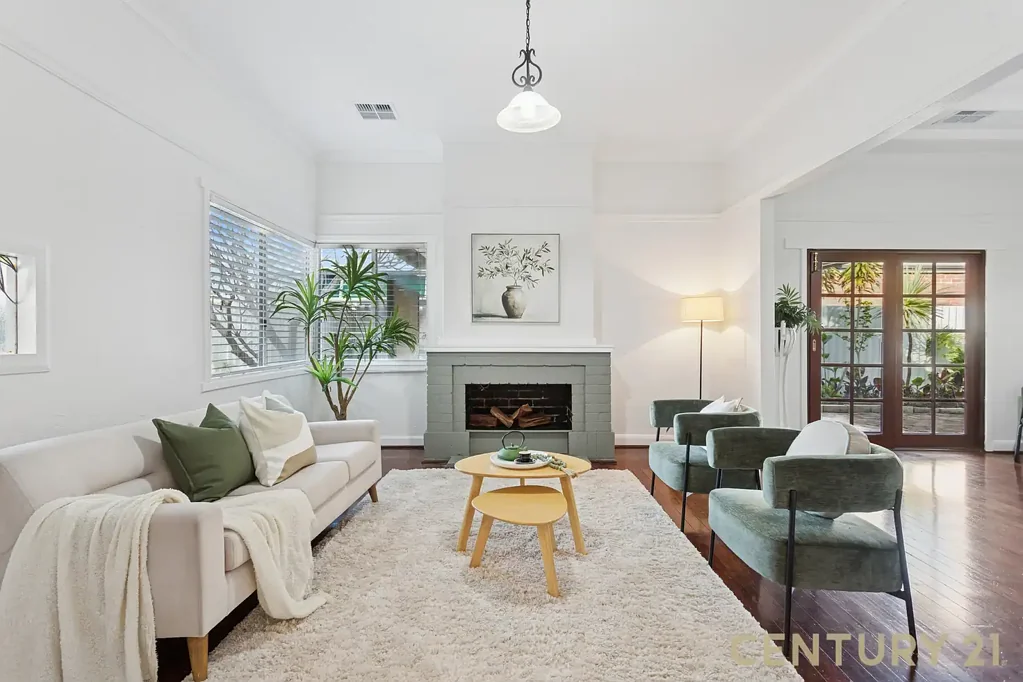 Carlisle 5ਬੈੱਡਰੂਮ 4 BED, 2 BATH CHARACTER HOME WITH POOL & GRANNY FLAT!!