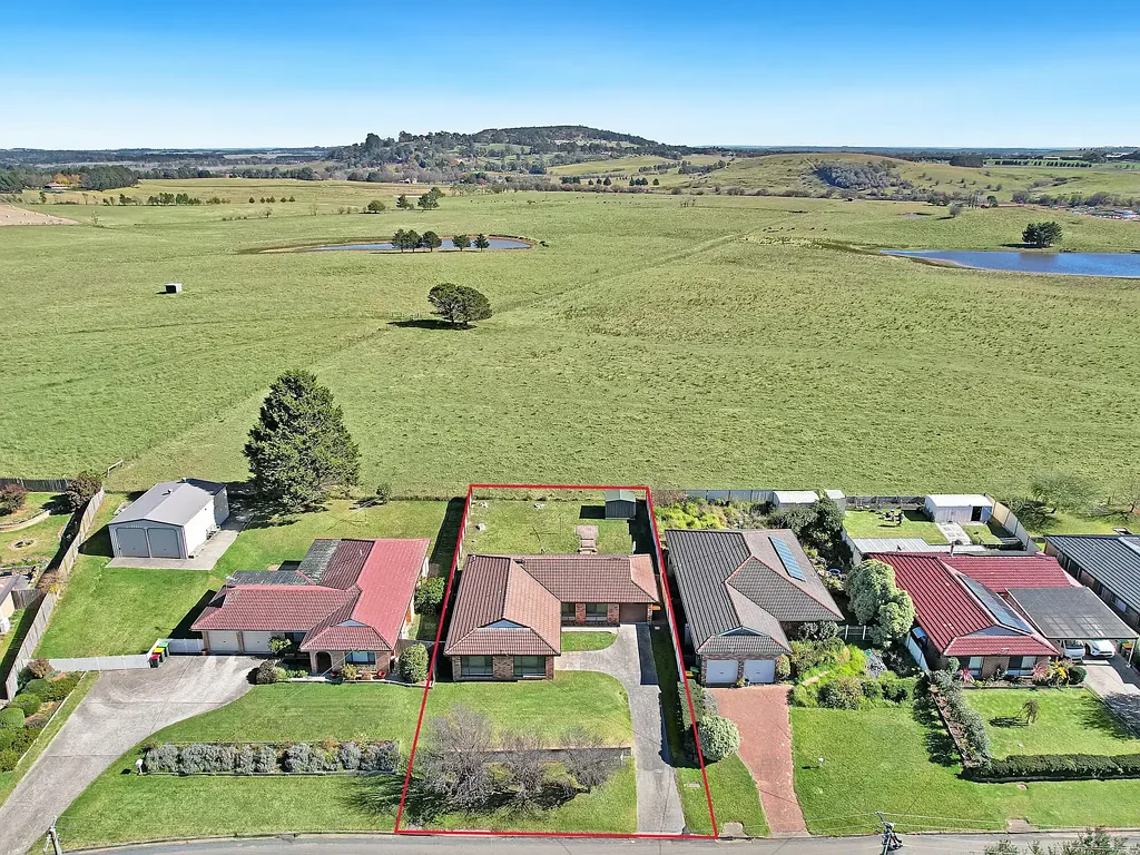 Moss Vale 3Moenga Step Into The Market