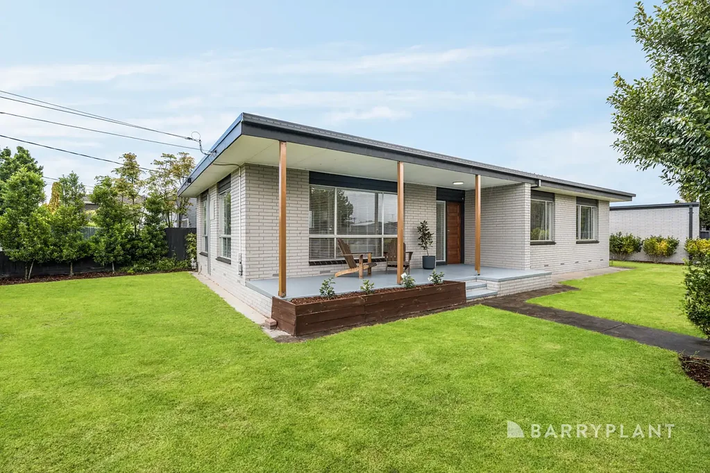 32 Ward Street, Bell Post Hill, VIC 3215