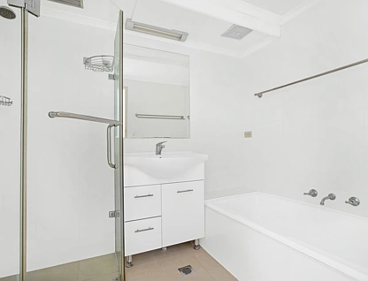 401/2 Broughton Road, Artarmon, Lower North Shore, 2 Bedrooms, 1 Bathrooms, Unit