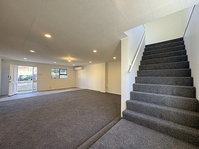 74B May Road, Mount Roskill, Auckland, 5 Bedrooms, 3 Bathrooms, House