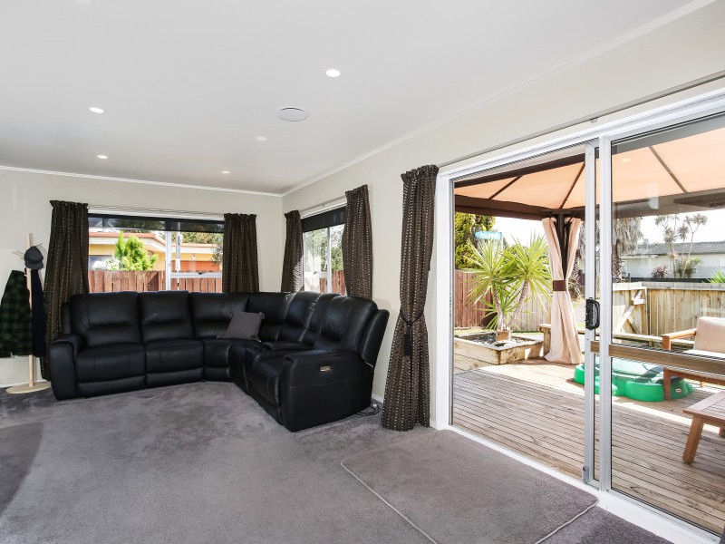 2/30 Waiari Road, Conifer Grove, Auckland - Papakura, 2 غرف, 1 حمامات