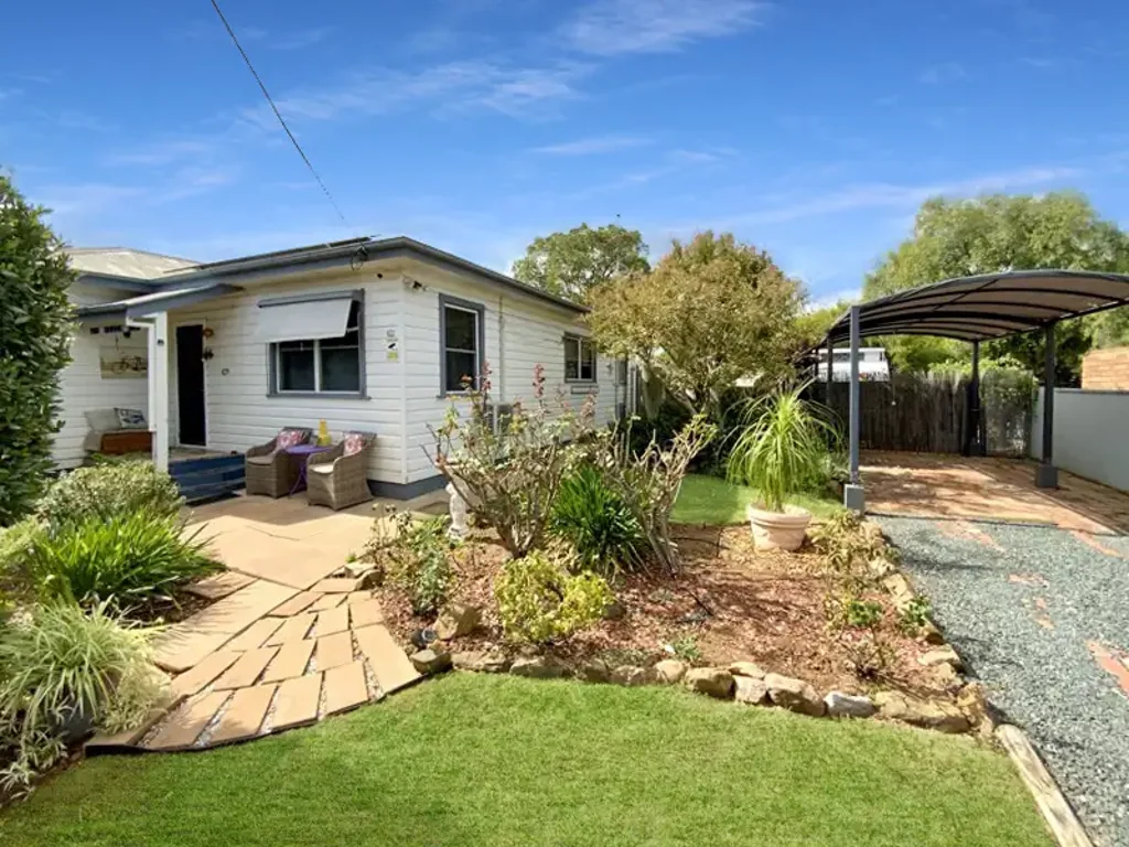 127 Farnell Street, Forbes, NSW 2871