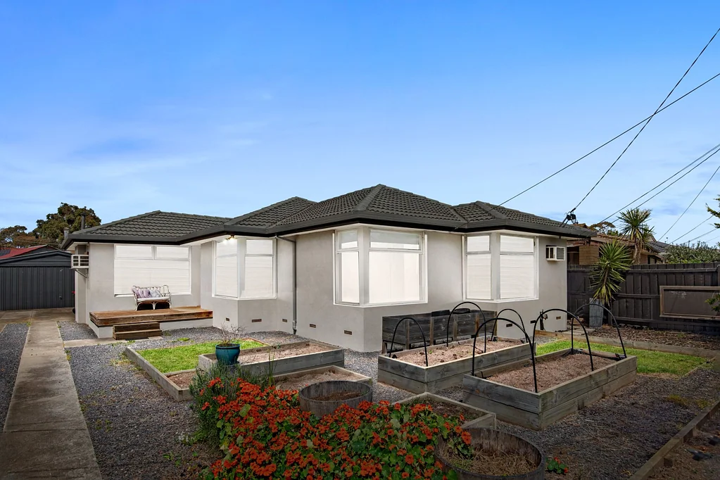42 Strathmore Crescent, Hoppers Crossing, VIC 3029