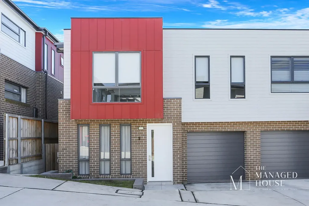 Near New Modern Family Home