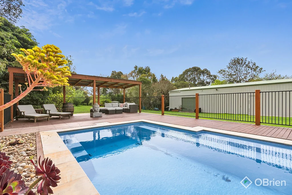 136 Bungower Road, Somerville, VIC 3912
