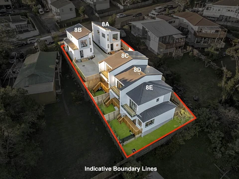 8C Jenanne Place, Totara Vale, North Shore City