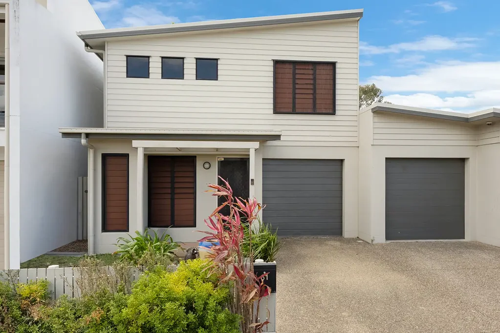 61 Kahana Avenue, Burdell, QLD 4818