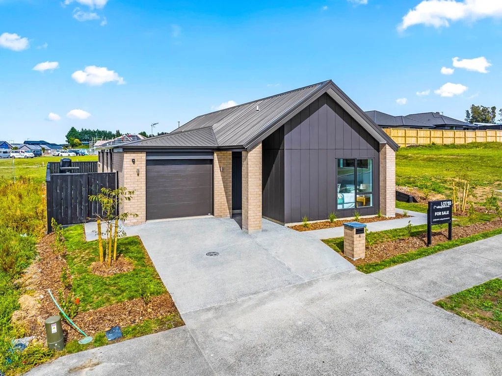 Paerata 4Moenga Brand New Home & Income!