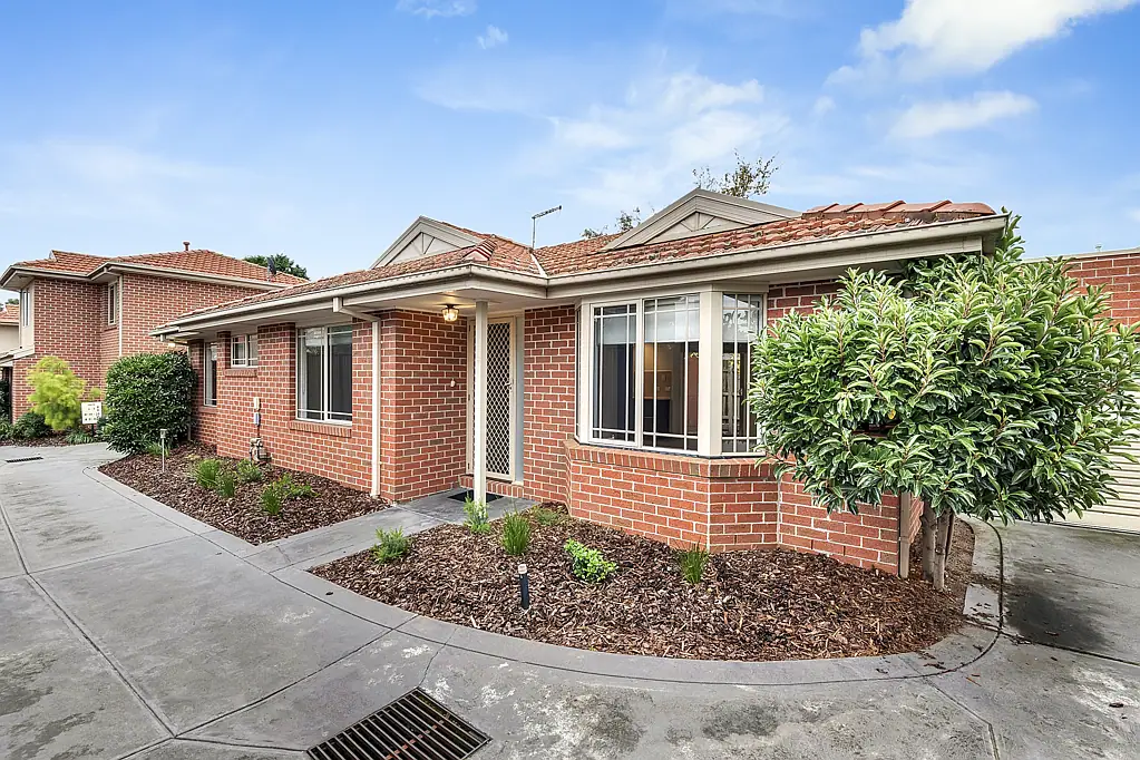 2/15 Chenies Street, Reservoir, VIC 3073