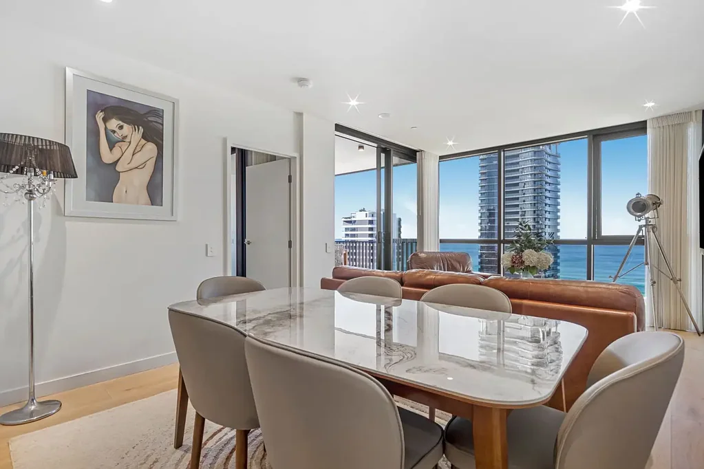 Luxury Fully Furnished Apartment living