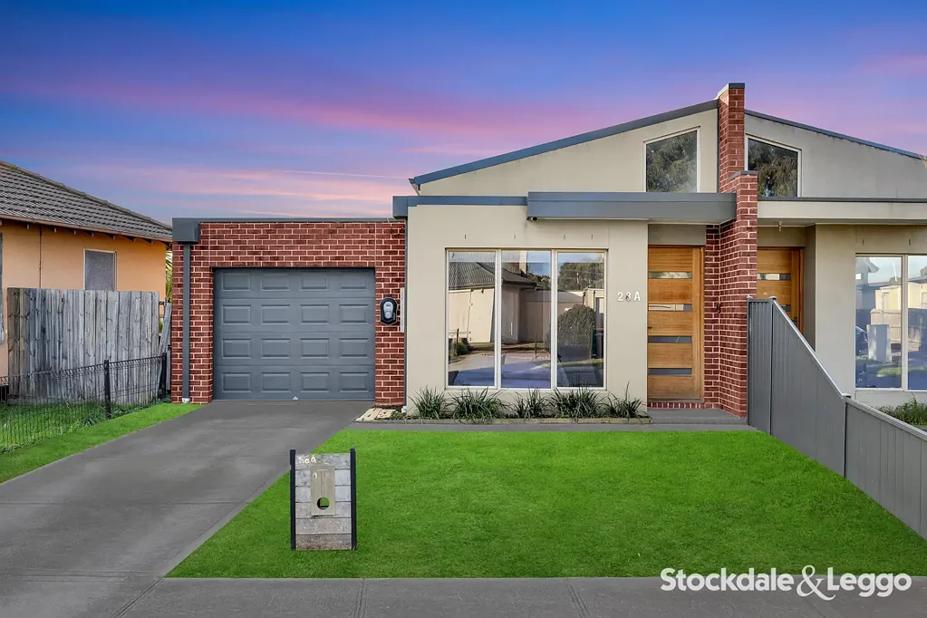 Laverton 3कमरा Contemporary Family Living with Smart Home Features In Laverton