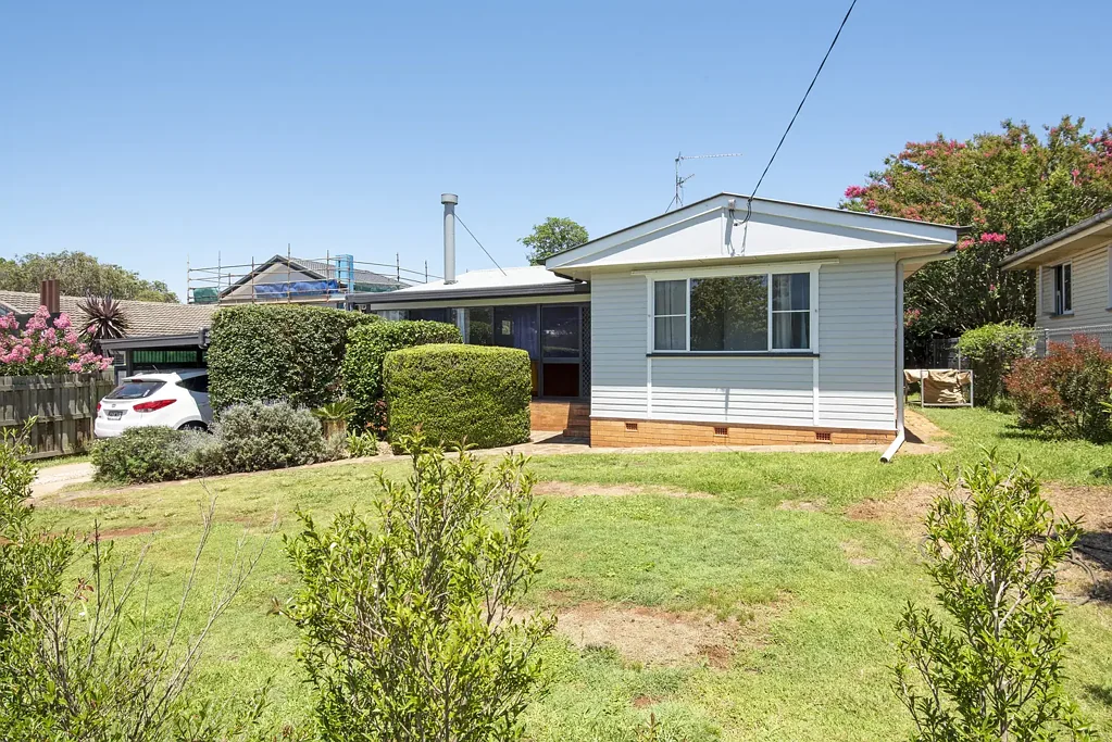 Great Home in Ultra Convenient Location!!