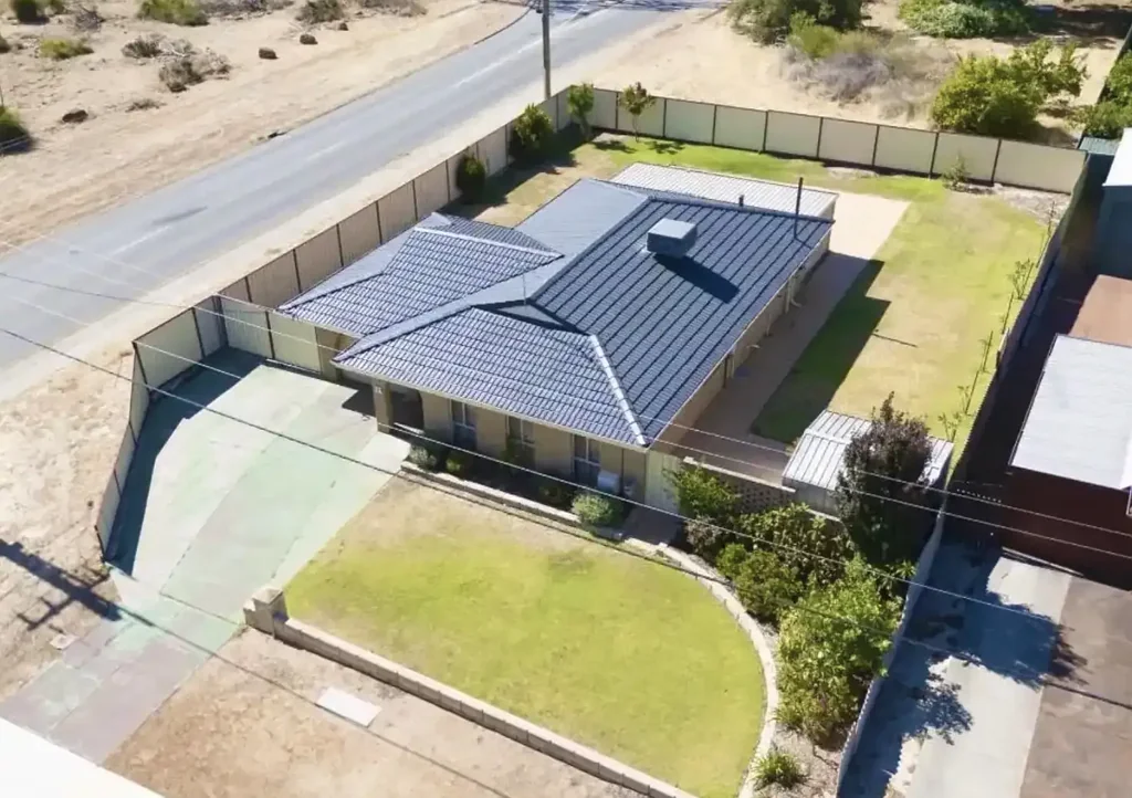 Forrestfield 3غرفة نوم Move-In Ready Family Home on a Generous 735sqm Corner Block 1 Aralia Way, Forrestfield WA 6058 3 Bedrooms | 1 Bathroom | 3 Car | 735sqm Corner Block