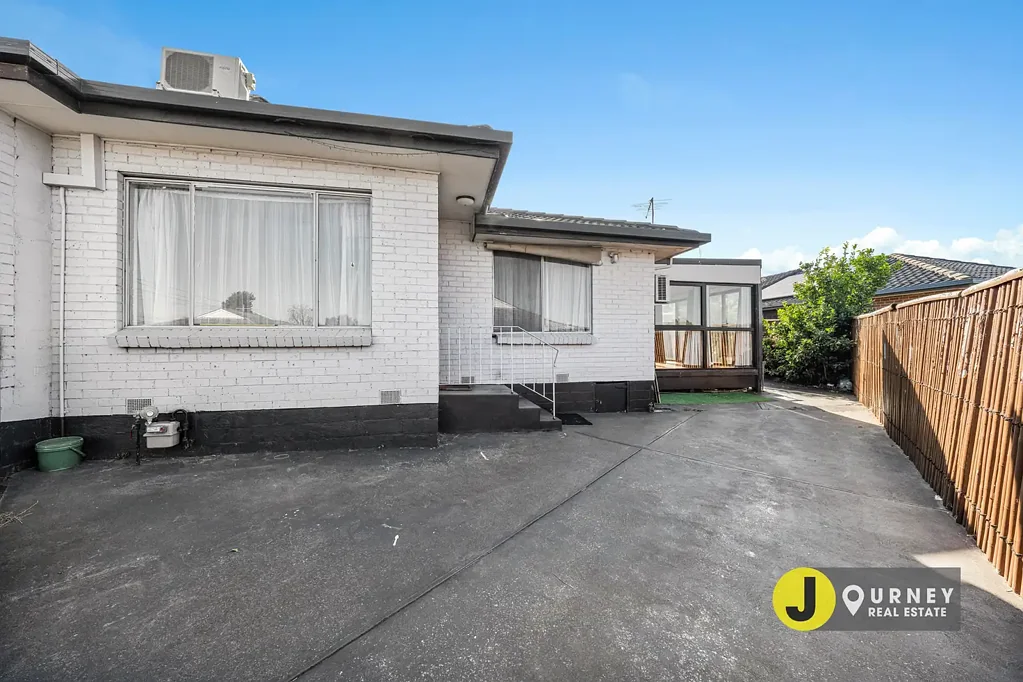 Dandenong 3Kwarto LIFESTYLE HAVEN IN DANDENONG NORTH