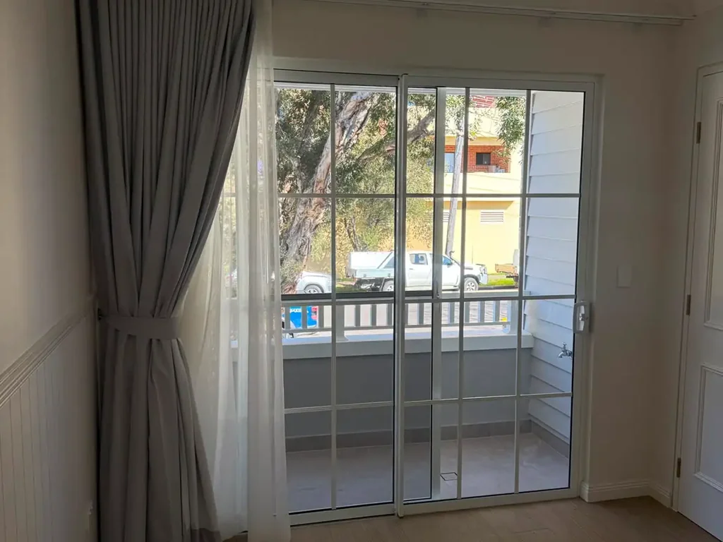 South Wentworthville 5chambre Completely overhauled new family home