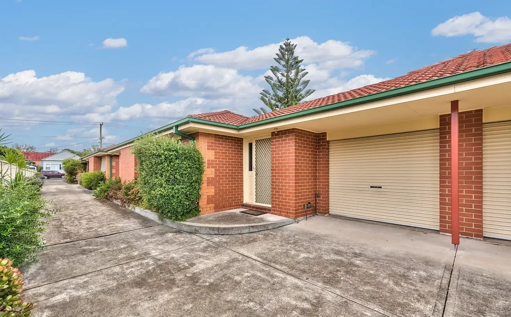 Stylish & Convenient Villa Living in the Heart of Mayfield