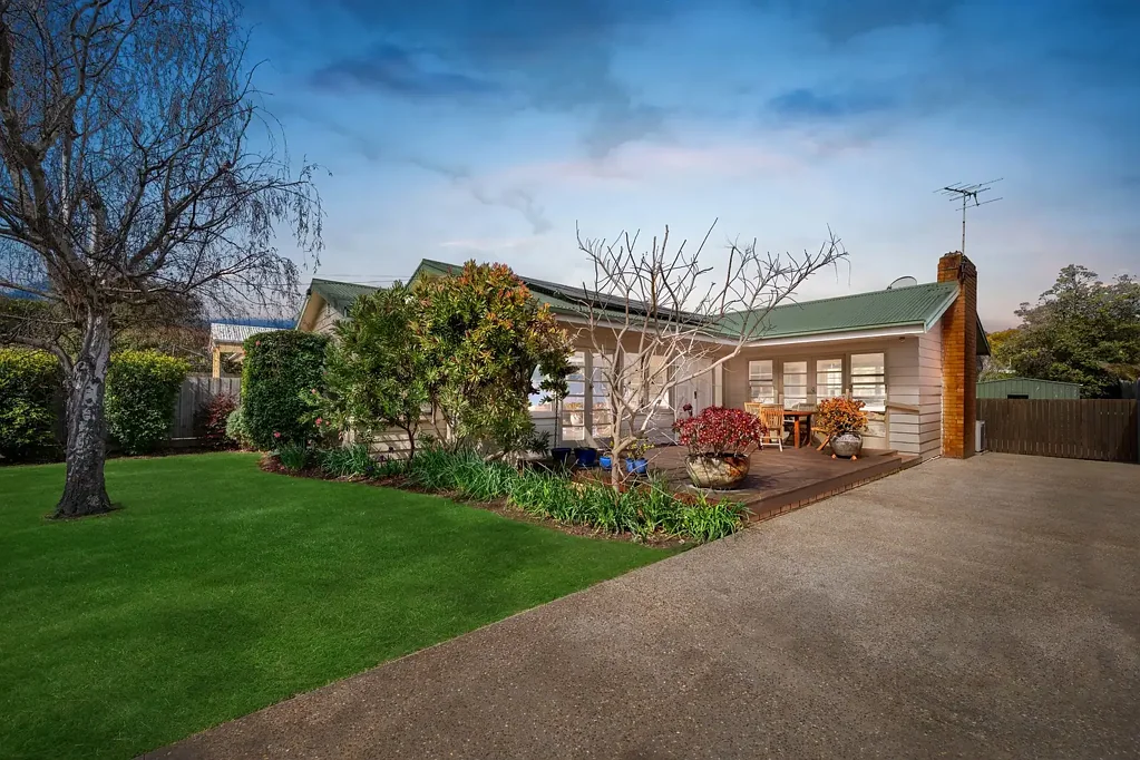 3 Marks Avenue, Rosebud, VIC 3939