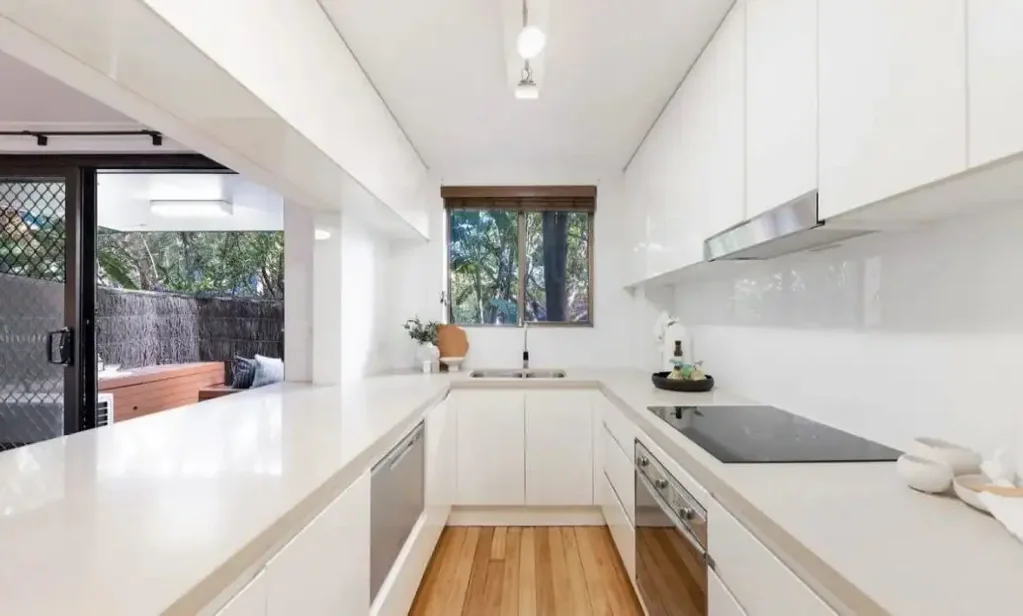 Stylish Lifestyle Haven With Lush Tropical Outlooks