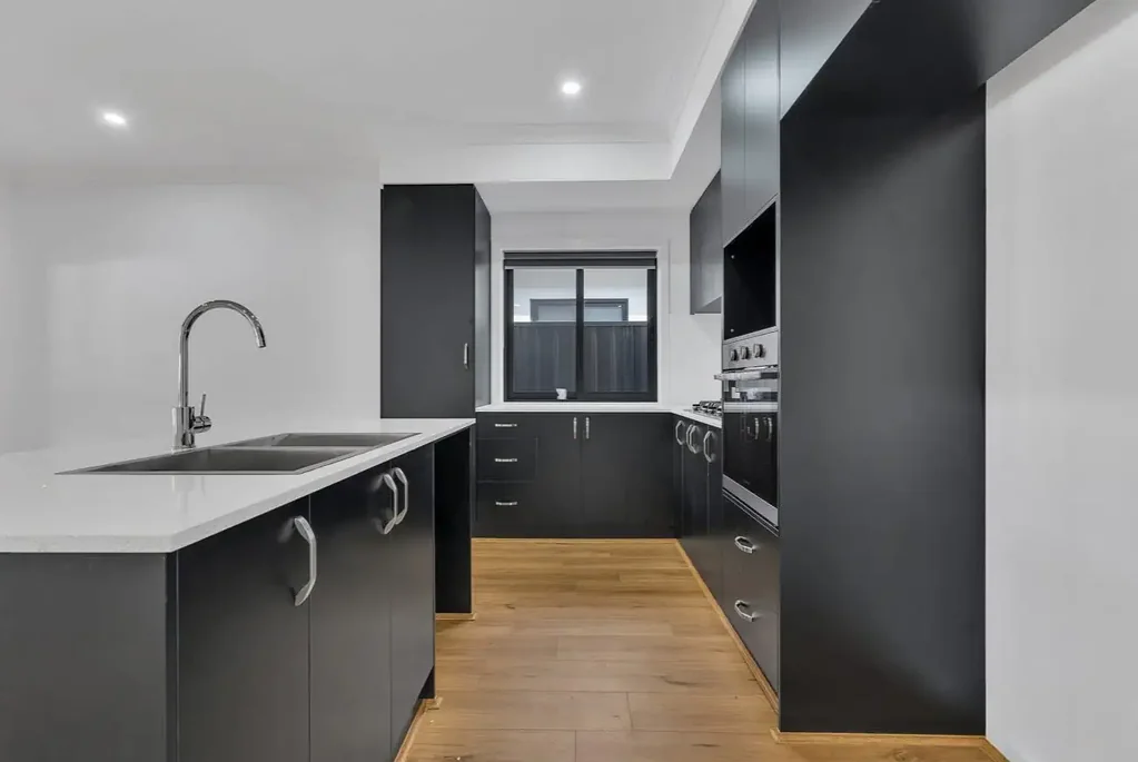 Modern Family Home Offering Comfort & Convenience