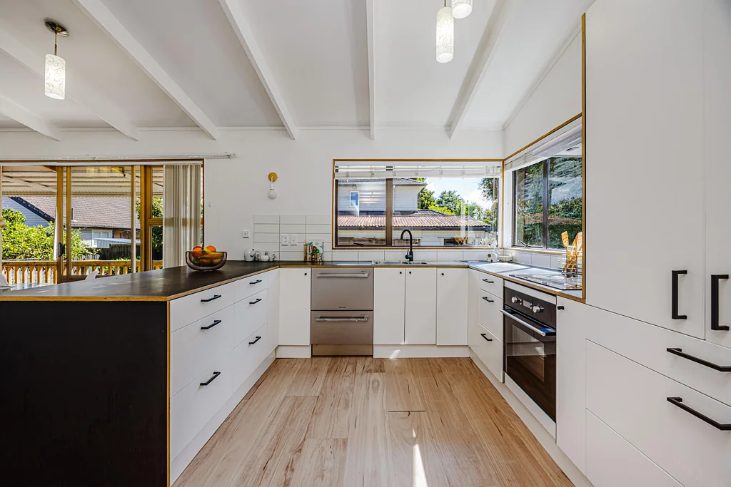 2/8 Alpha street, Papakura, Auckland