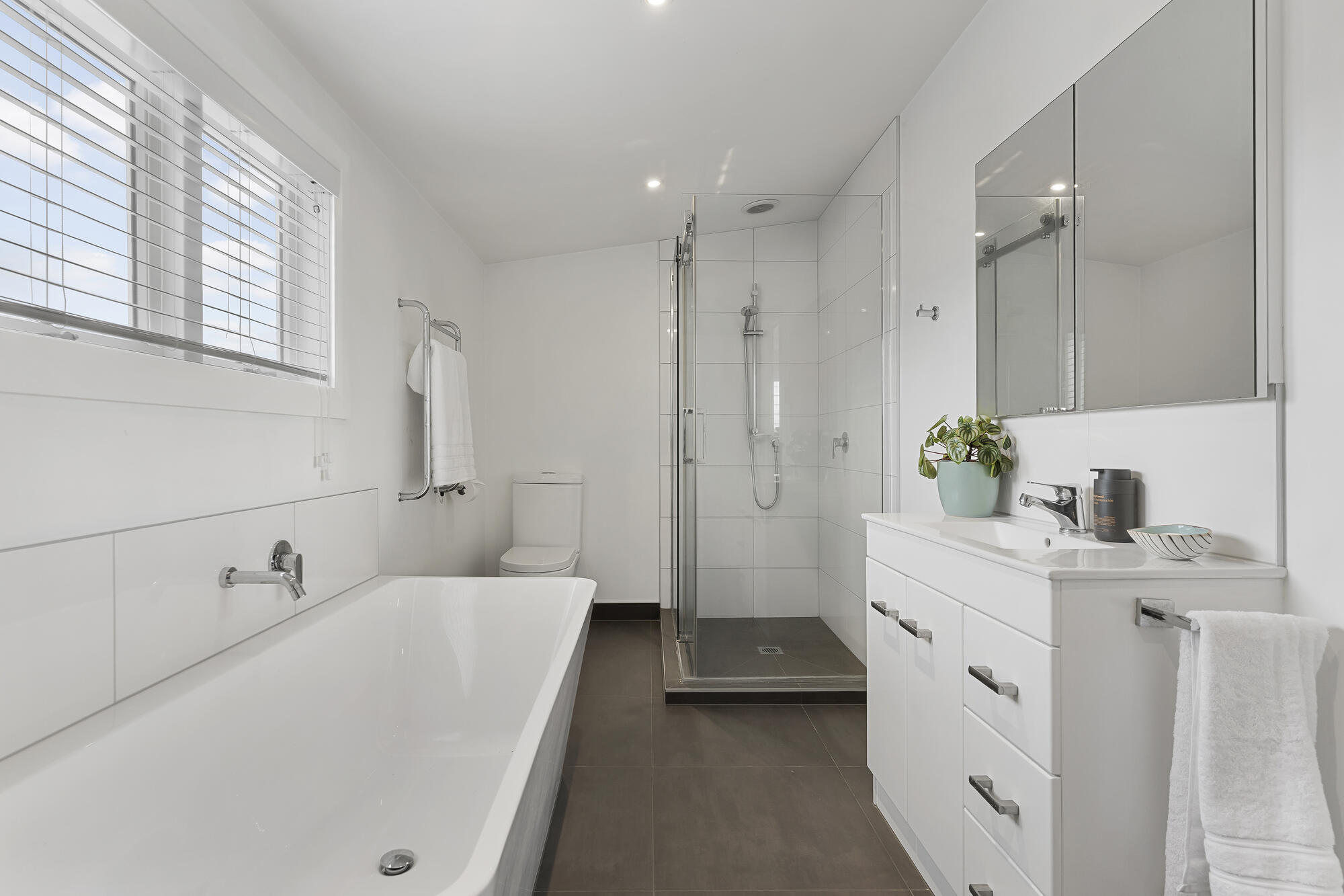 8 Kiwi Road, Devonport, photo 20