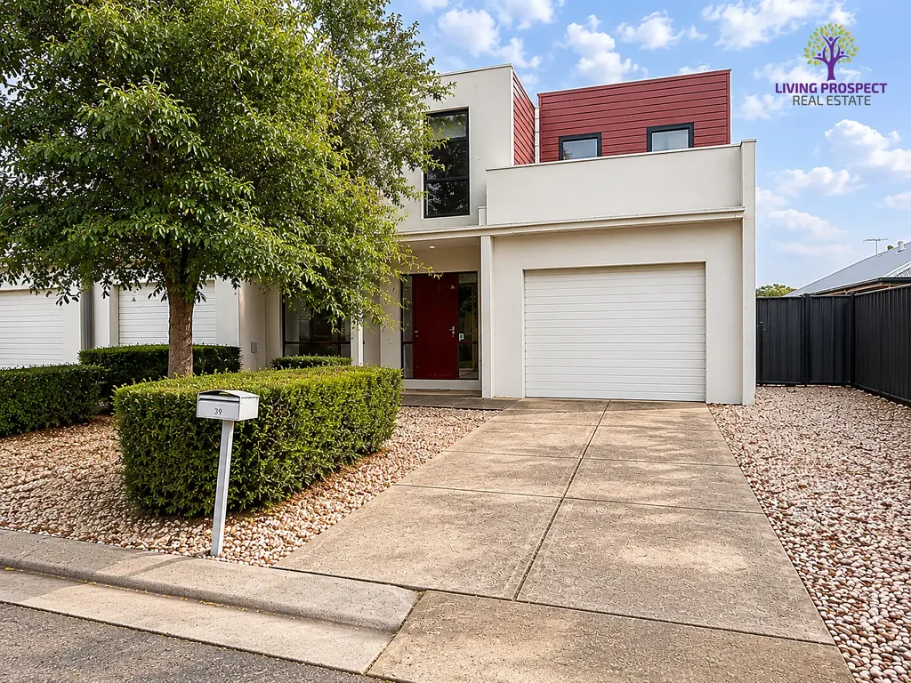 Modern, Low-Maintenance 2 Bedroom Home with Study area in Prime Location