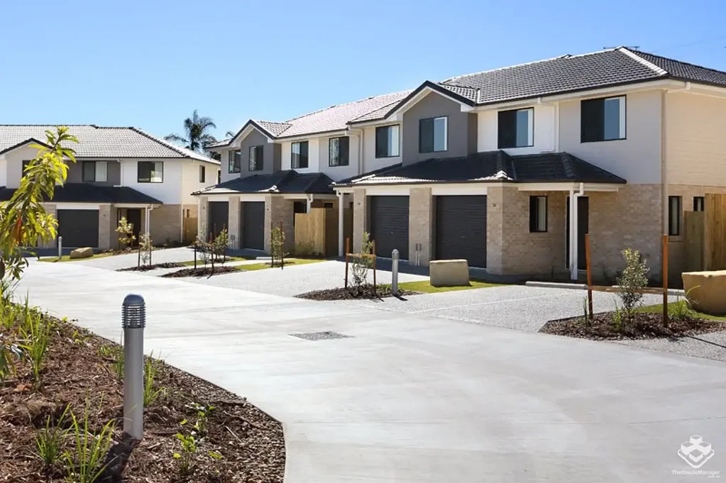 Fully Air Conditioned Townhouse