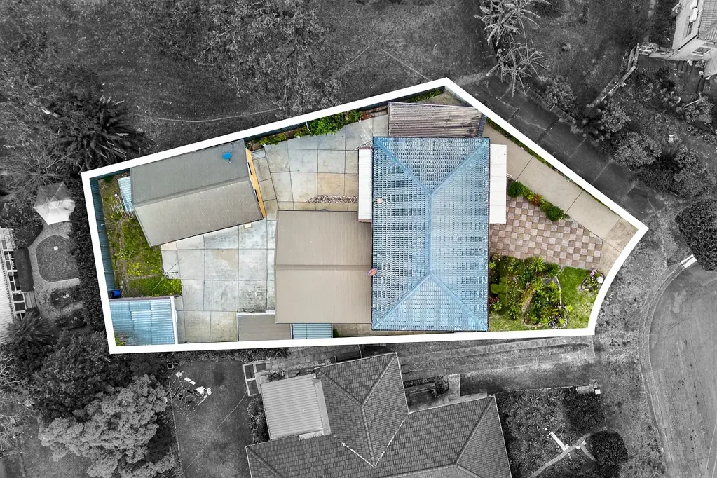Girraween 5房 临公园双户家庭住宅，具收入潜力（需市政批准） SOLD BY TEAM NAYAK |#1 AGENT IN GIRRAWEEN FOR 4 CONSECUTIVE YEARS