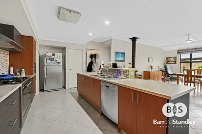 18 Kalang Way, Millbridge, WA 6232, 3 Bedrooms, 2 Bathrooms, House