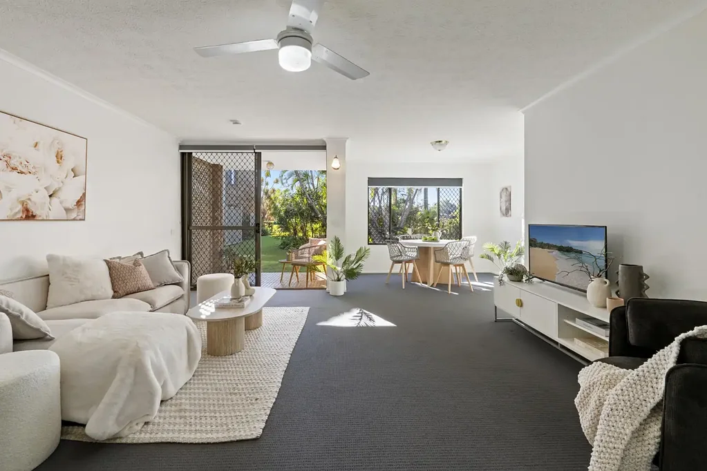 2/22 Dunlop Court, Mermaid Waters, QLD 4218