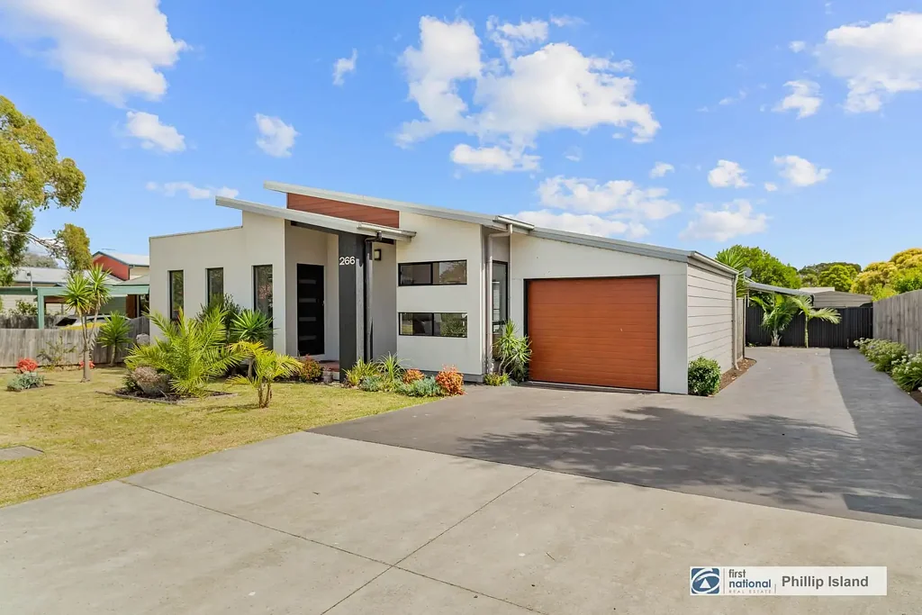 1/266 Settlement Road, Cowes, VIC 3922