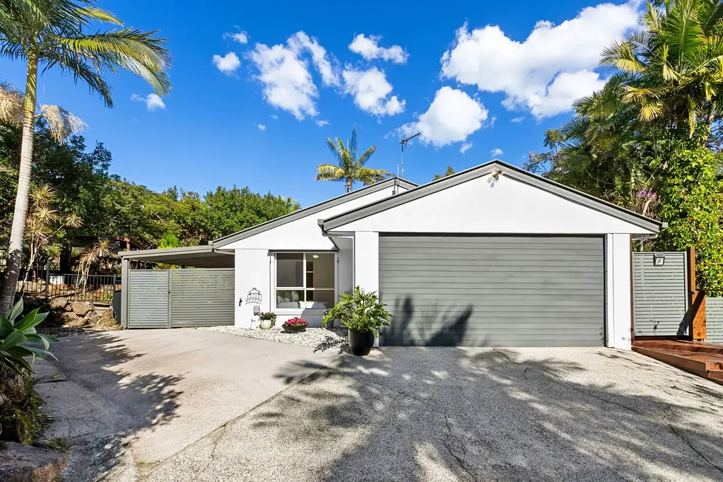 Buderim 3 Slaapkamer Entry Level Serene Private Retreat in Prime Buderim