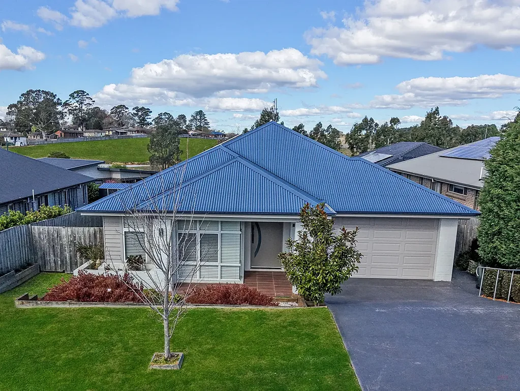 Moss Vale 4房  Spacious Family Living in a Convenient Moss Vale Location