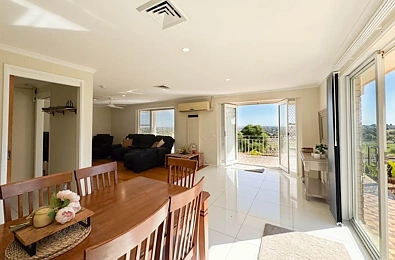 49 Barton Street, Parkes, NSW 2870, 3 રૂમ, 2 બાથરૂમ, House