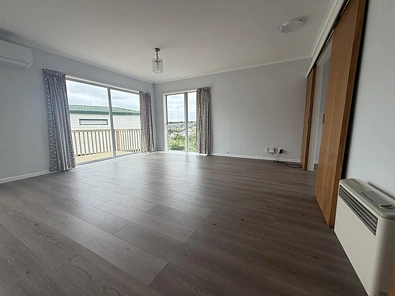 Glenfield family home
