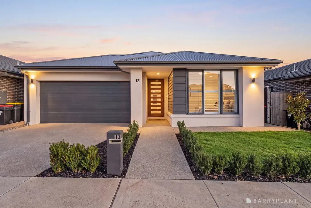 Deanside 4chambre Stylish Family Living with Premium Finishes in Thriving Deanside