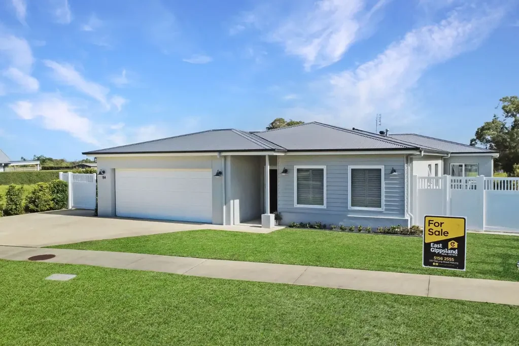 Metung 4房  QUALITY HOME WITH ELEGANCE & CHARM!
