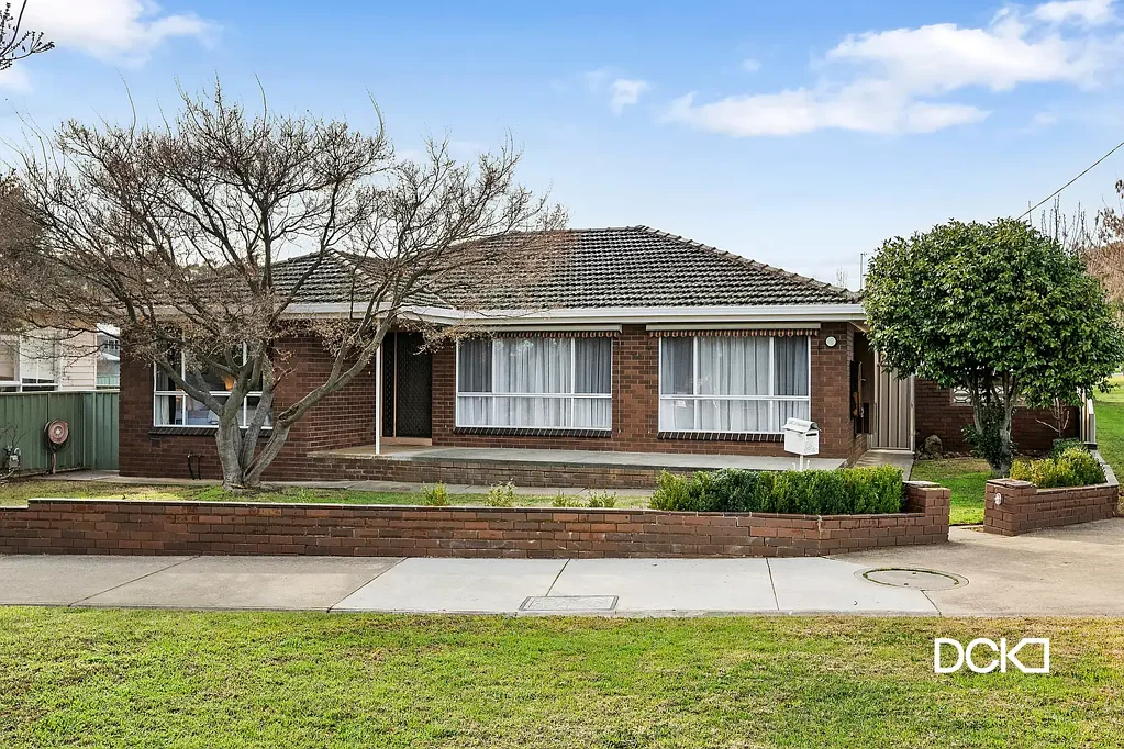 55 Osborne Street, Flora Hill, VIC 3550