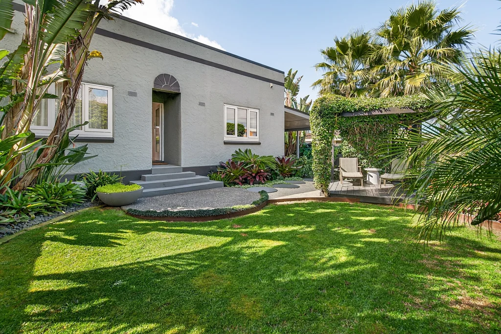 Greerton 3침실 Your Home and Garden