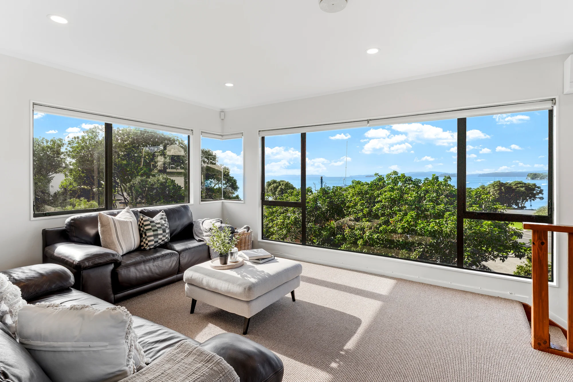 Algies Bay 4غرفة نوم Multi gen family bach oh so close to the beach