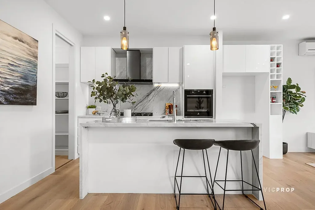 Doncaster East 3chambre Ultimate Family Entertainer in a Parkside Pocket