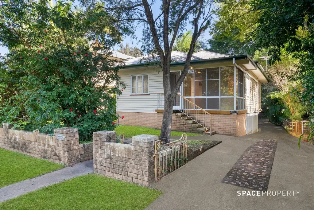 Fairfield 3બેડરૂમ Lush Park Front Setting - Renovate or Demolish STCCA