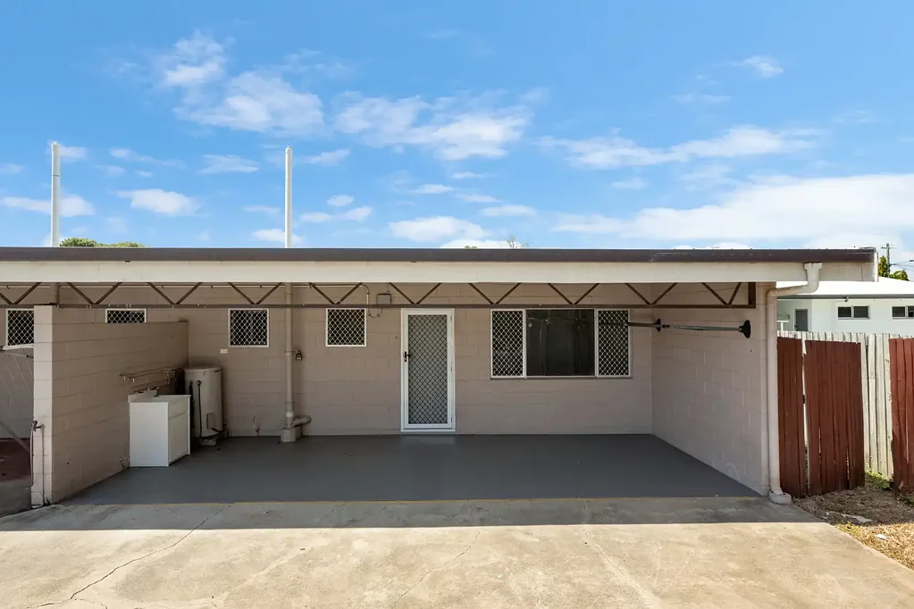 4/6 Palmerston Street, Pimlico, QLD 4812