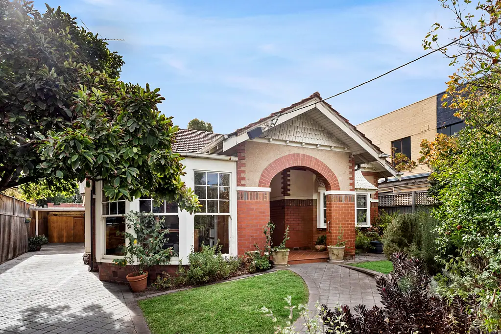 17 Carpenter Street, Brighton, VIC 3186