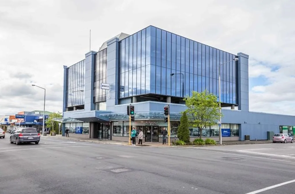 Sydenham  133m2* Office in High Profile Building