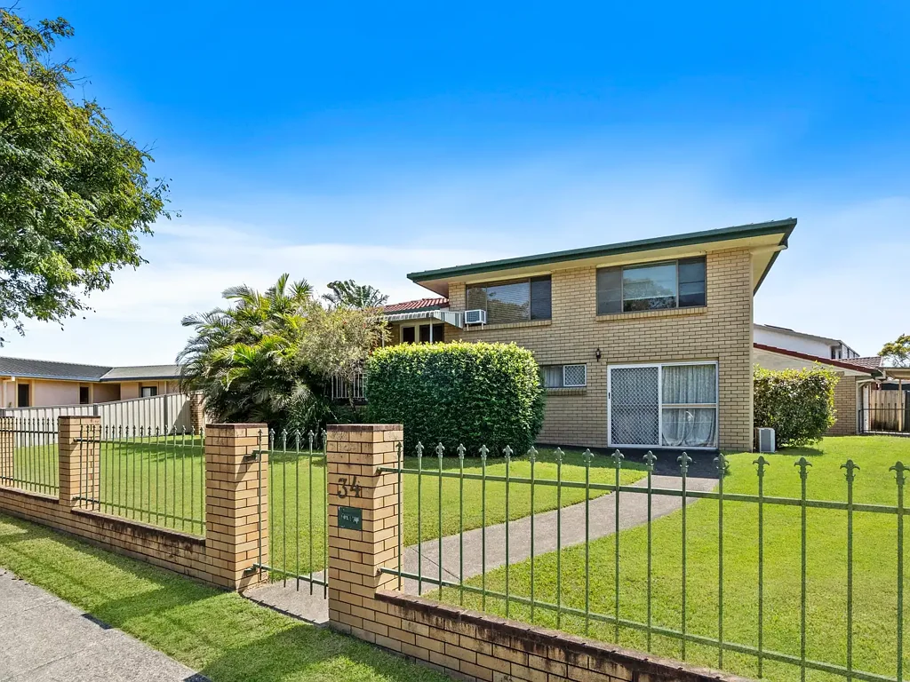 34 Cadogan Street, Carindale, QLD 4152