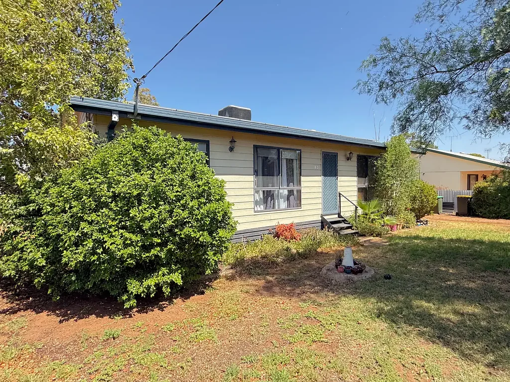 120 Boori Street, Peak Hill, NSW 2869